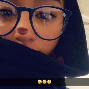 Meet your Posher, Magdalena